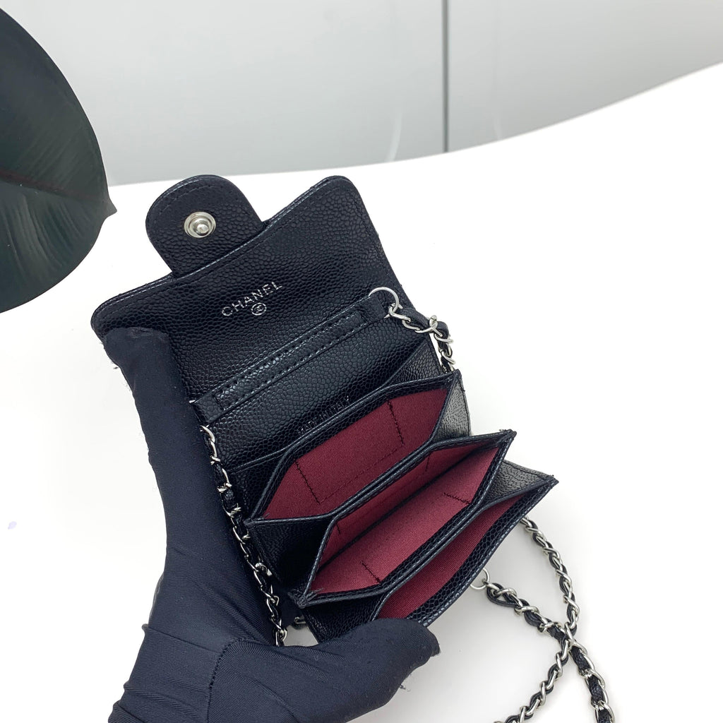 Chanel Boy – Noir & Argent Vieilli