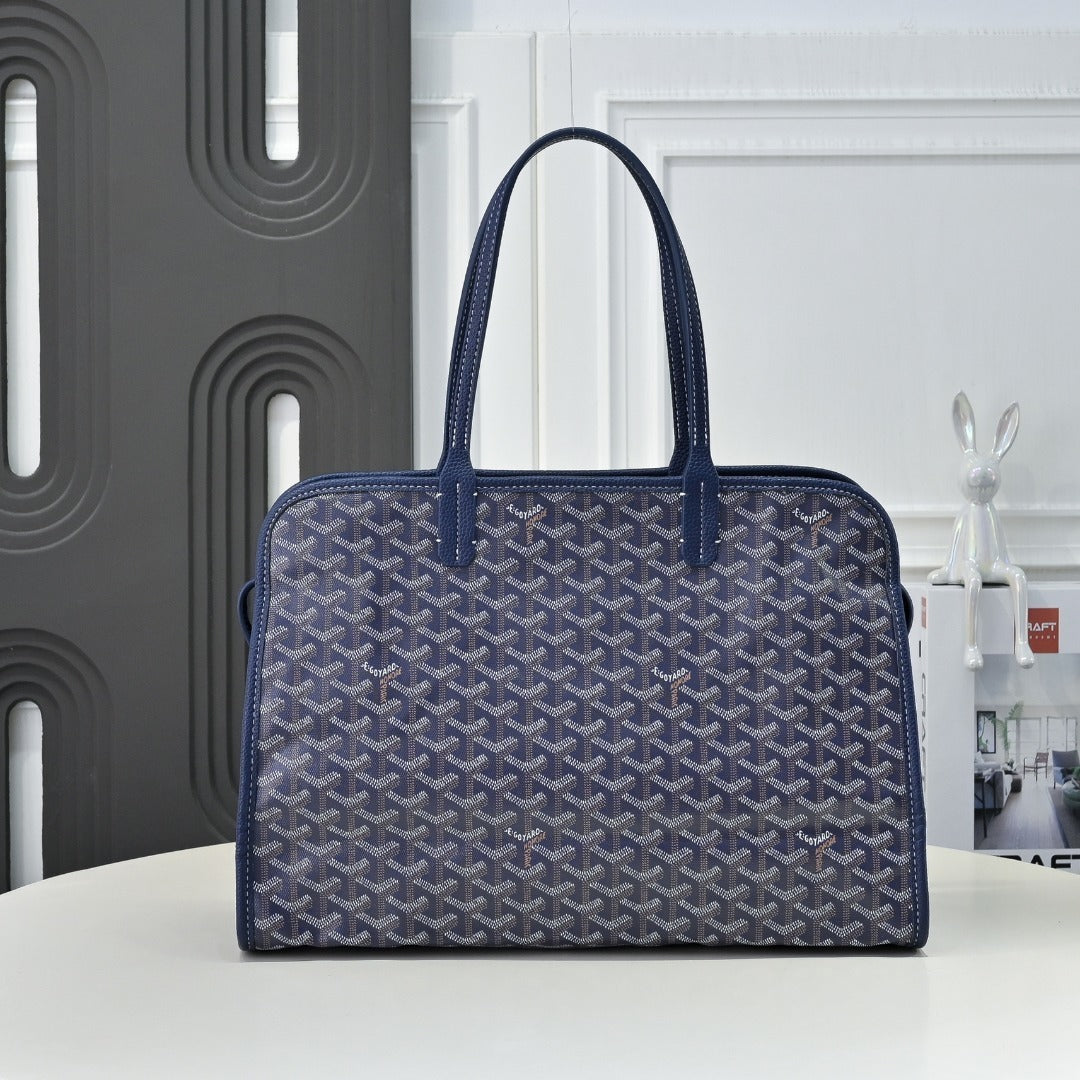 Goyard Saint Louis Tote PM – Bleu Marine