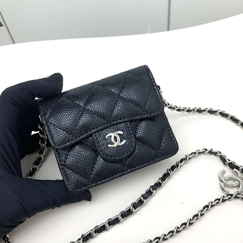 Chanel Boy – Noir & Argent Vieilli
